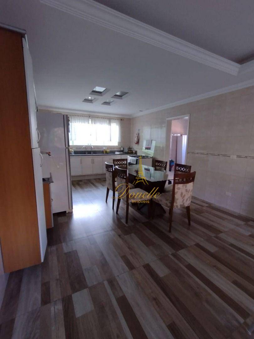 Sobrado à venda com 3 quartos, 354m² - Foto 30