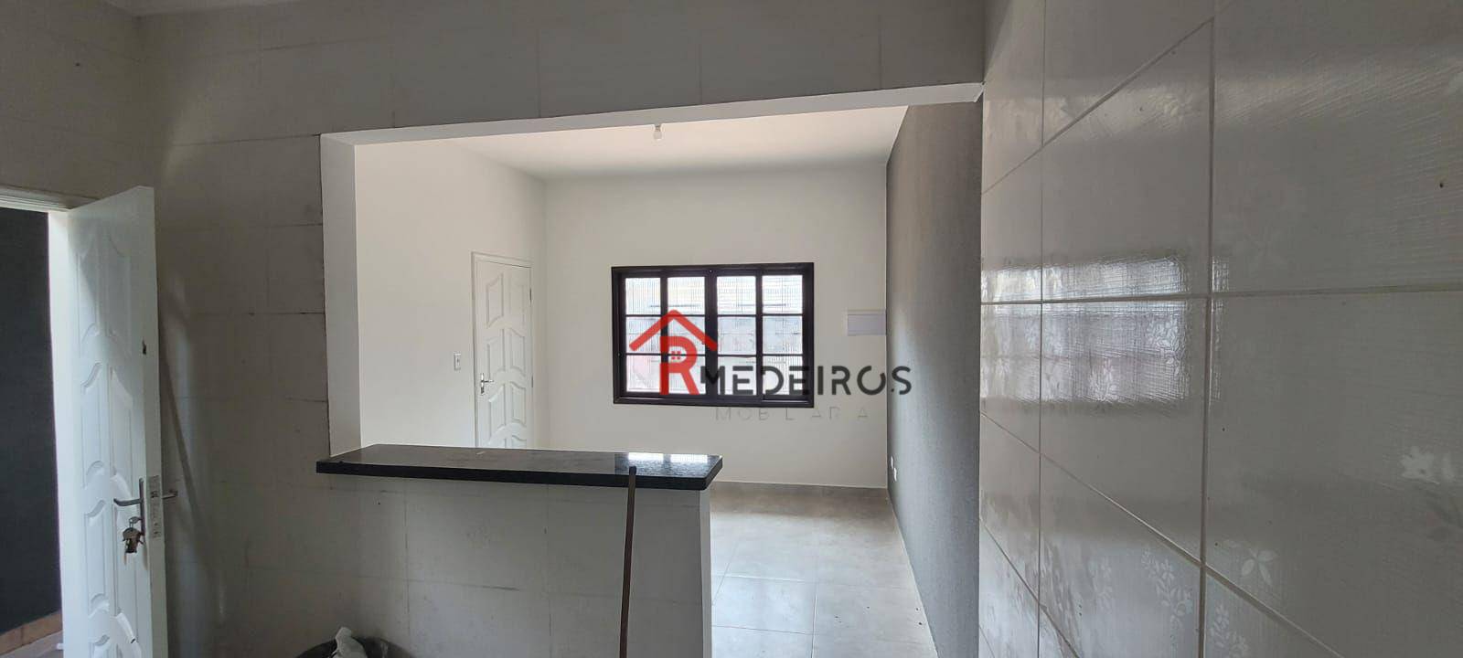 Casa à venda com 2 quartos, 60M2 - Foto 4