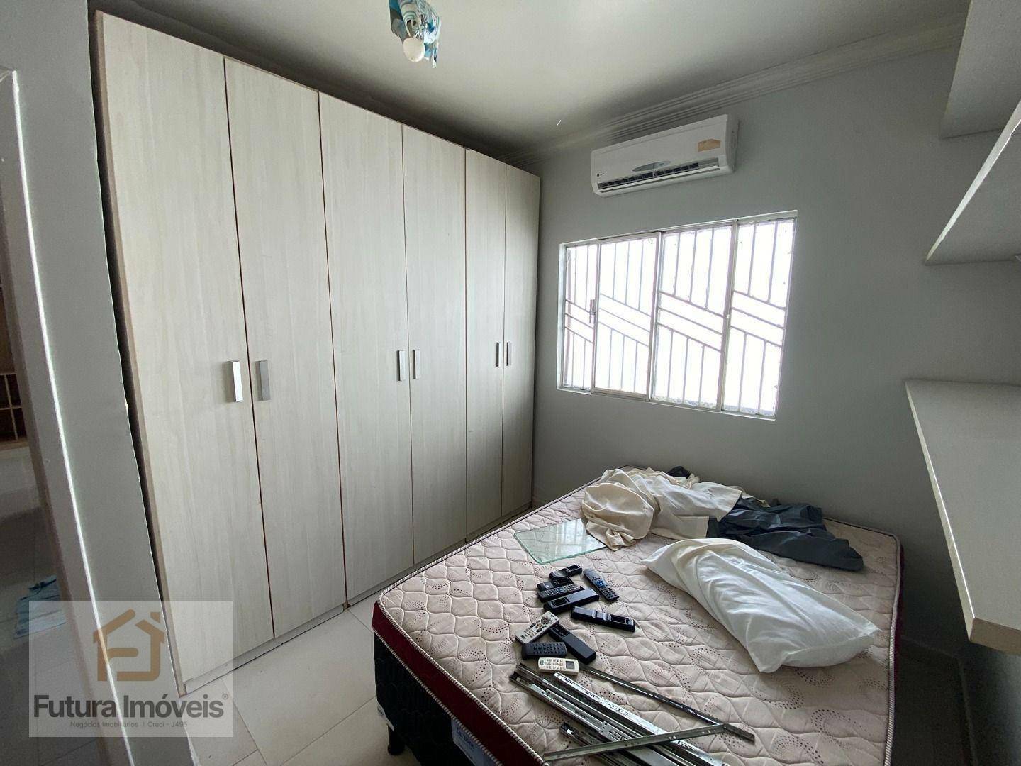 Casa para alugar com 4 quartos, 170m² - Foto 28