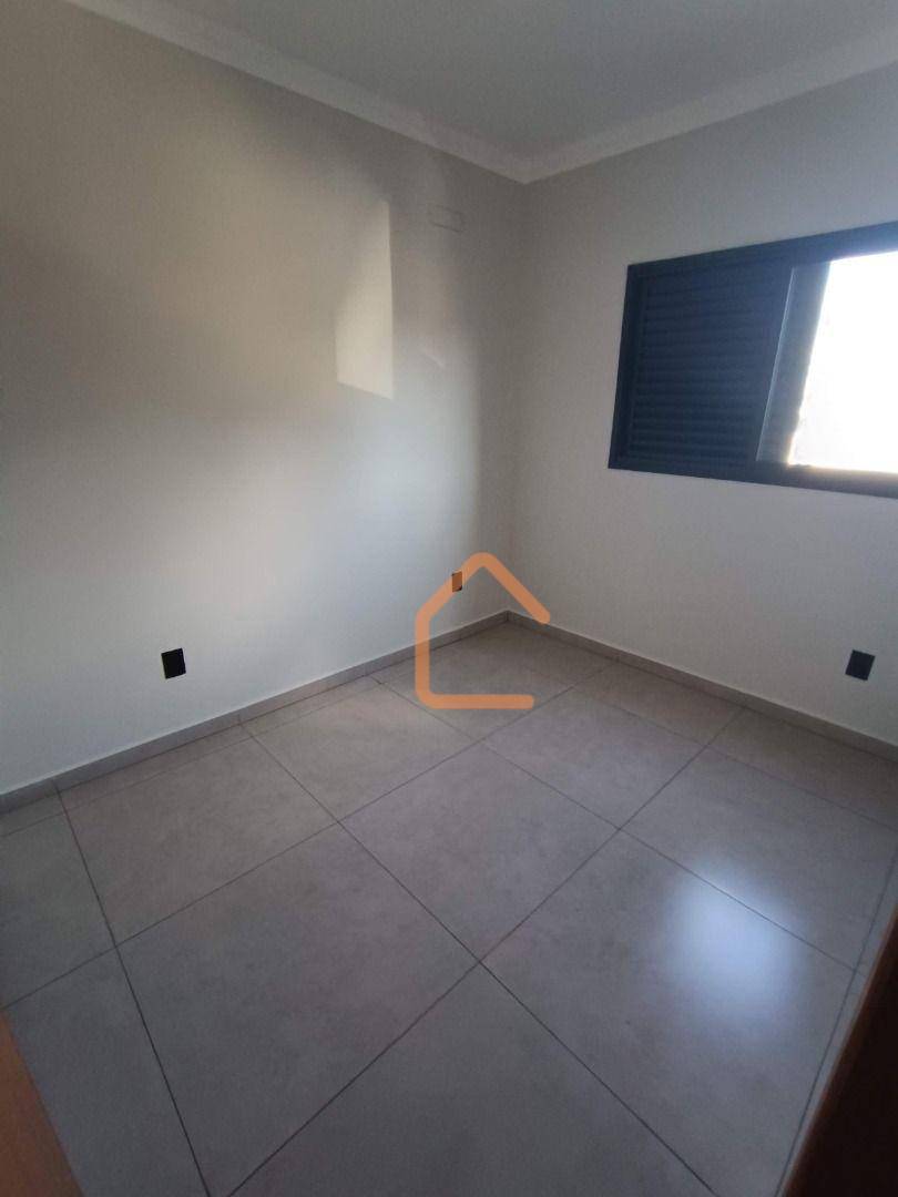 Apartamento para alugar com 3 quartos, 78m² - Foto 9