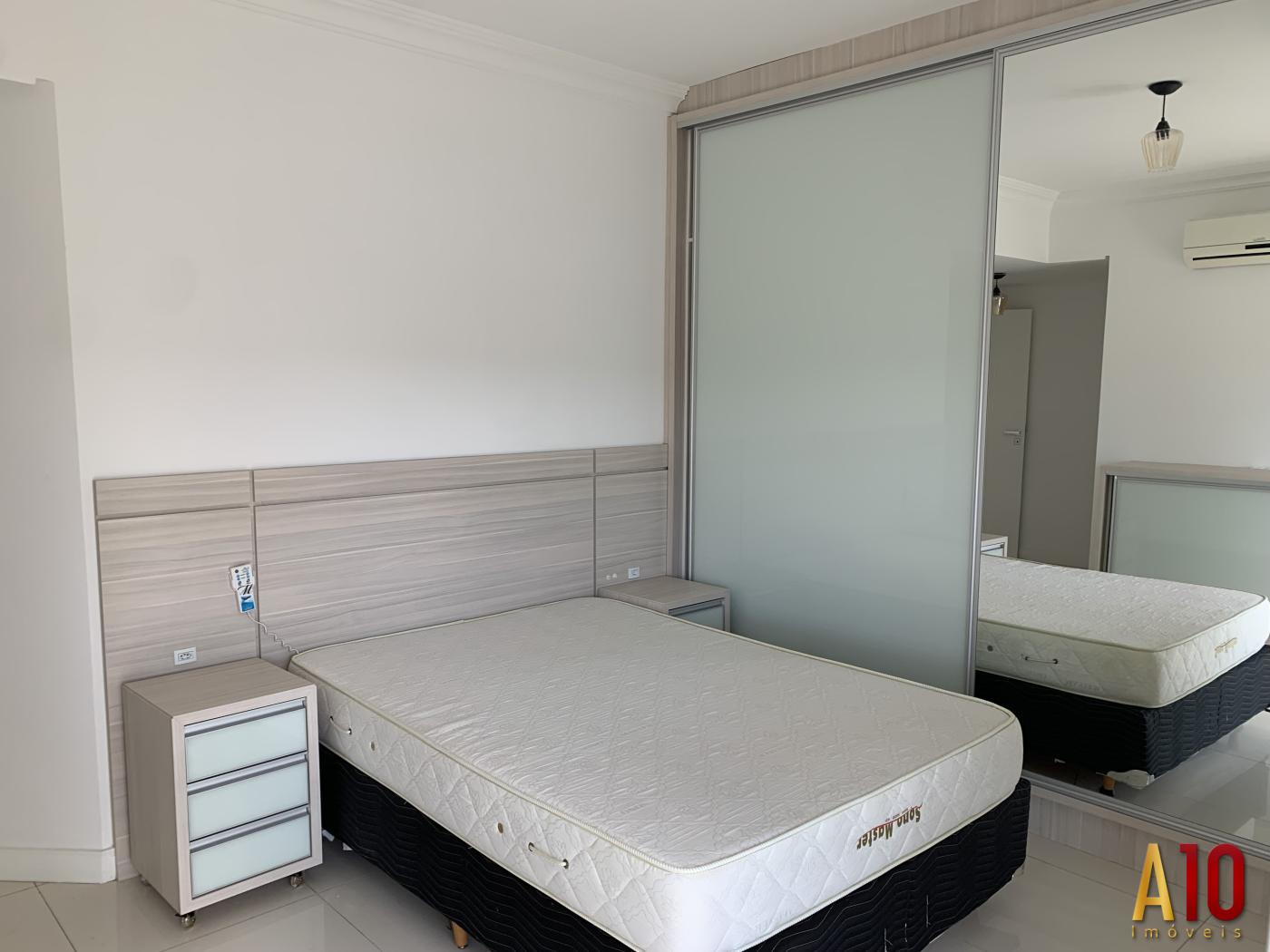 Apartamento à venda com 3 quartos, 112m² - Foto 32