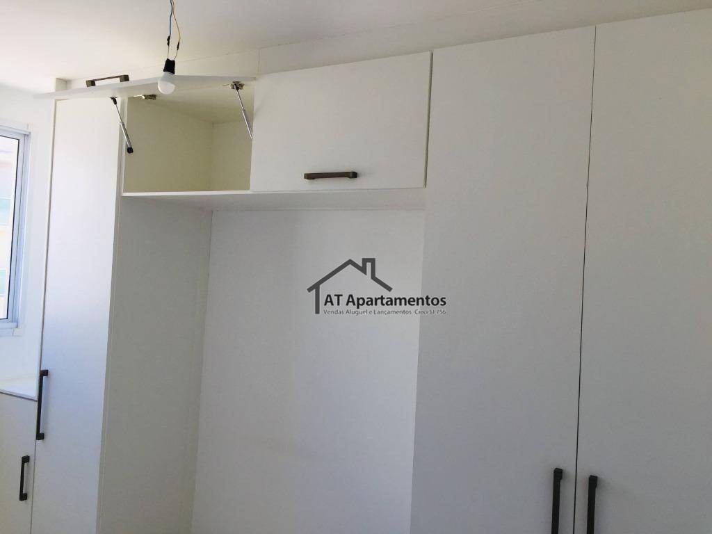 Apartamento à venda com 2 quartos, 58m² - Foto 18