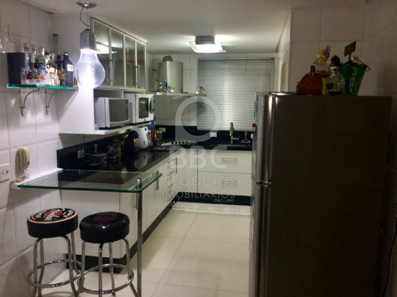 Apartamento à venda com 3 quartos, 97m² - Foto 9