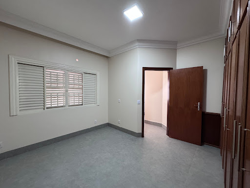 Apartamento para alugar com 3 quartos, 200m² - Foto 16