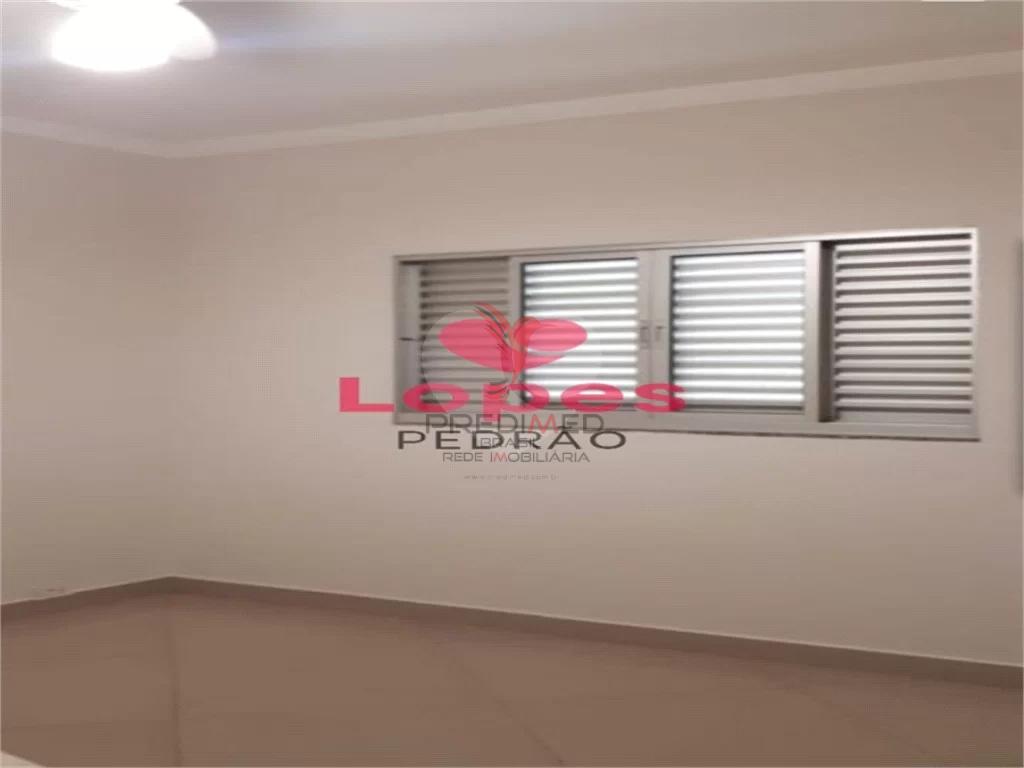 Casa à venda com 1 quarto, 183m² - Foto 1