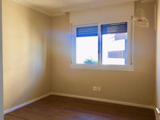 Apartamento à venda com 3 quartos, 226m² - Foto 14