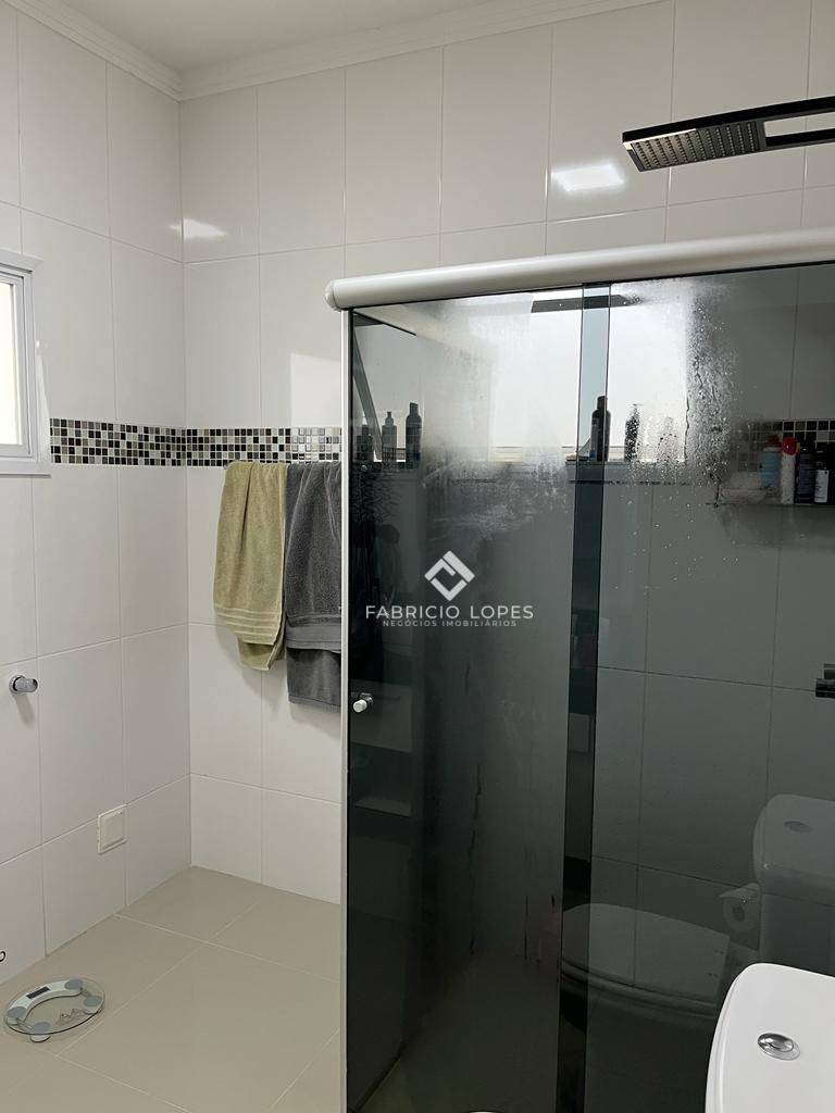 Casa à venda com 4 quartos, 252m² - Foto 21