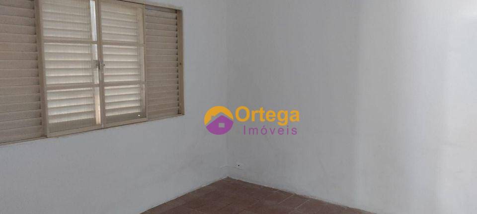 Casa à venda com 2 quartos, 135m² - Foto 3