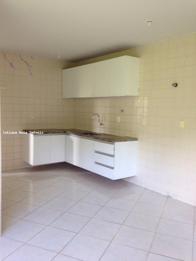 Apartamento à venda com 3 quartos, 160m² - Foto 2