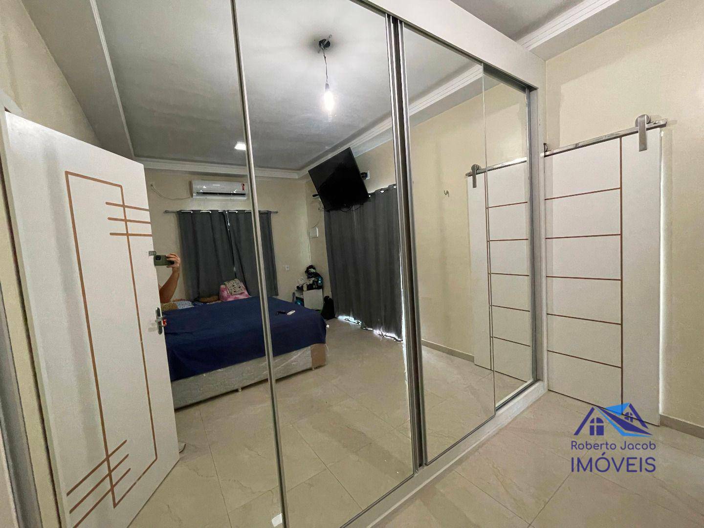 Casa à venda com 2 quartos, 200m² - Foto 8