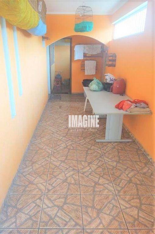 Sobrado à venda com 3 quartos, 300m² - Foto 6