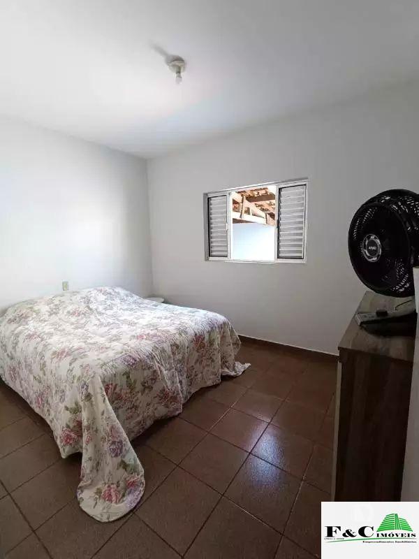 Casa à venda com 3 quartos, 200m² - Foto 6