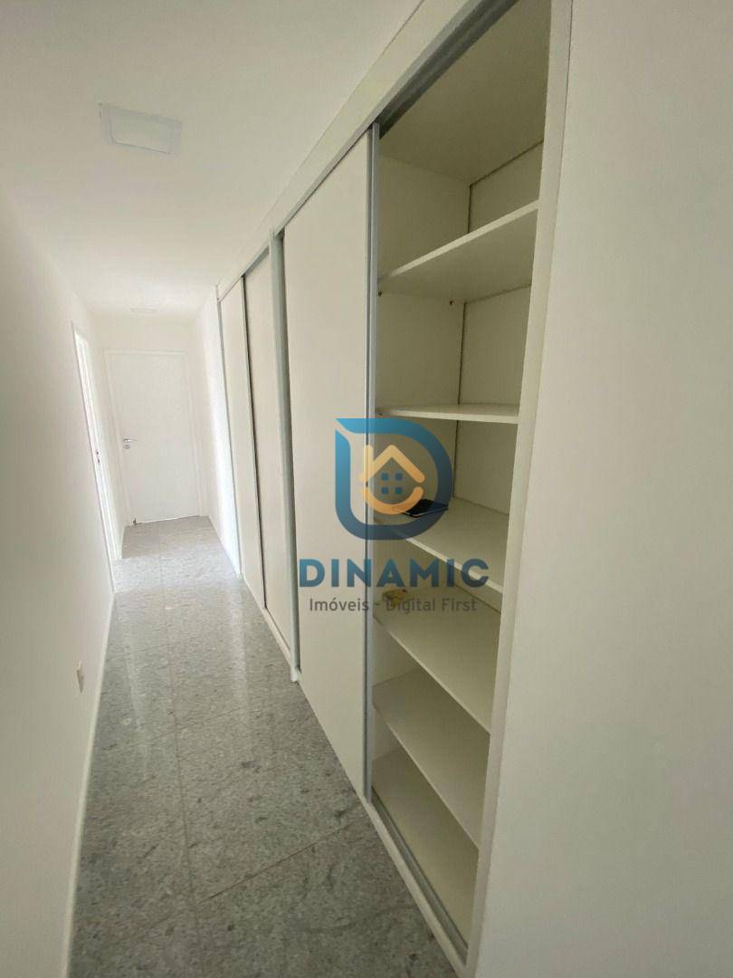 Apartamento à venda com 3 quartos, 260m² - Foto 29