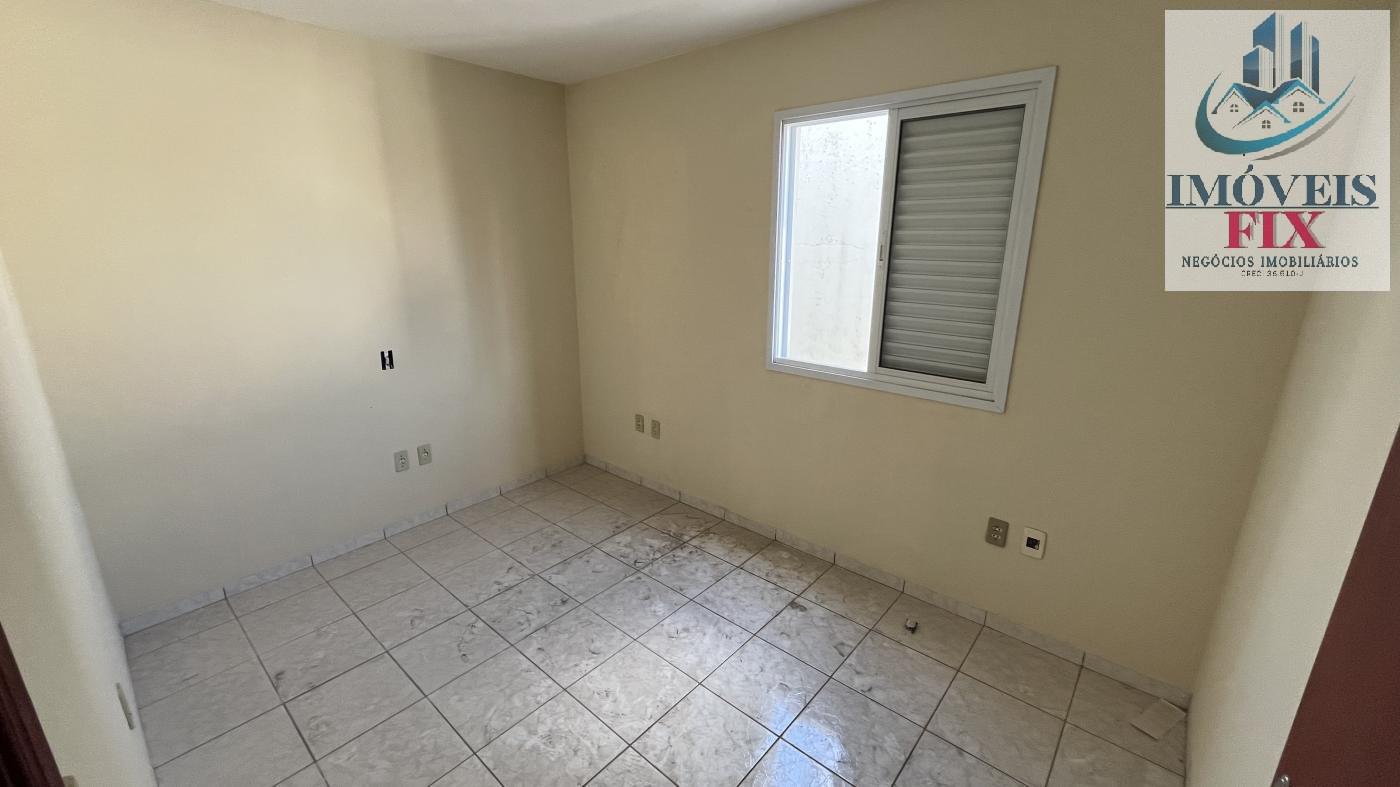 Casa à venda com 2 quartos, 200m² - Foto 16