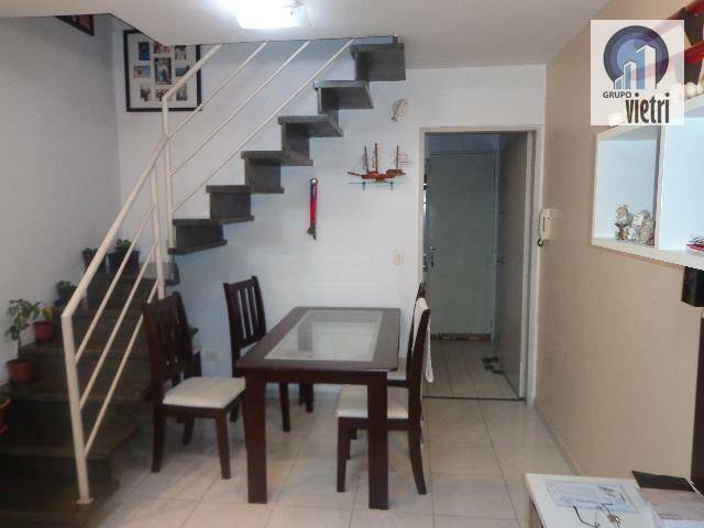 Sobrado à venda com 2 quartos, 105m² - Foto 2