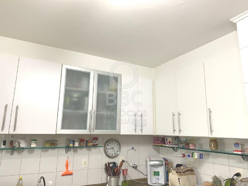 Apartamento à venda com 3 quartos, 98m² - Foto 11