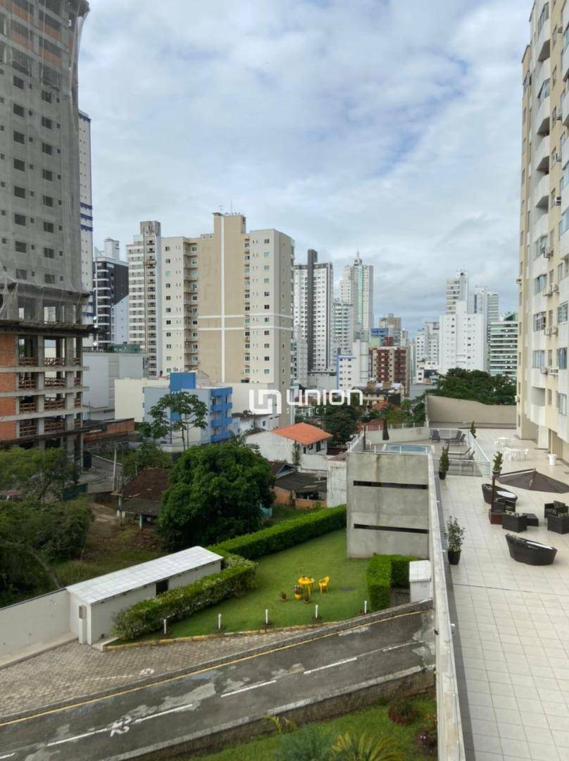 Apartamento à venda com 3 quartos, 113m² - Foto 16