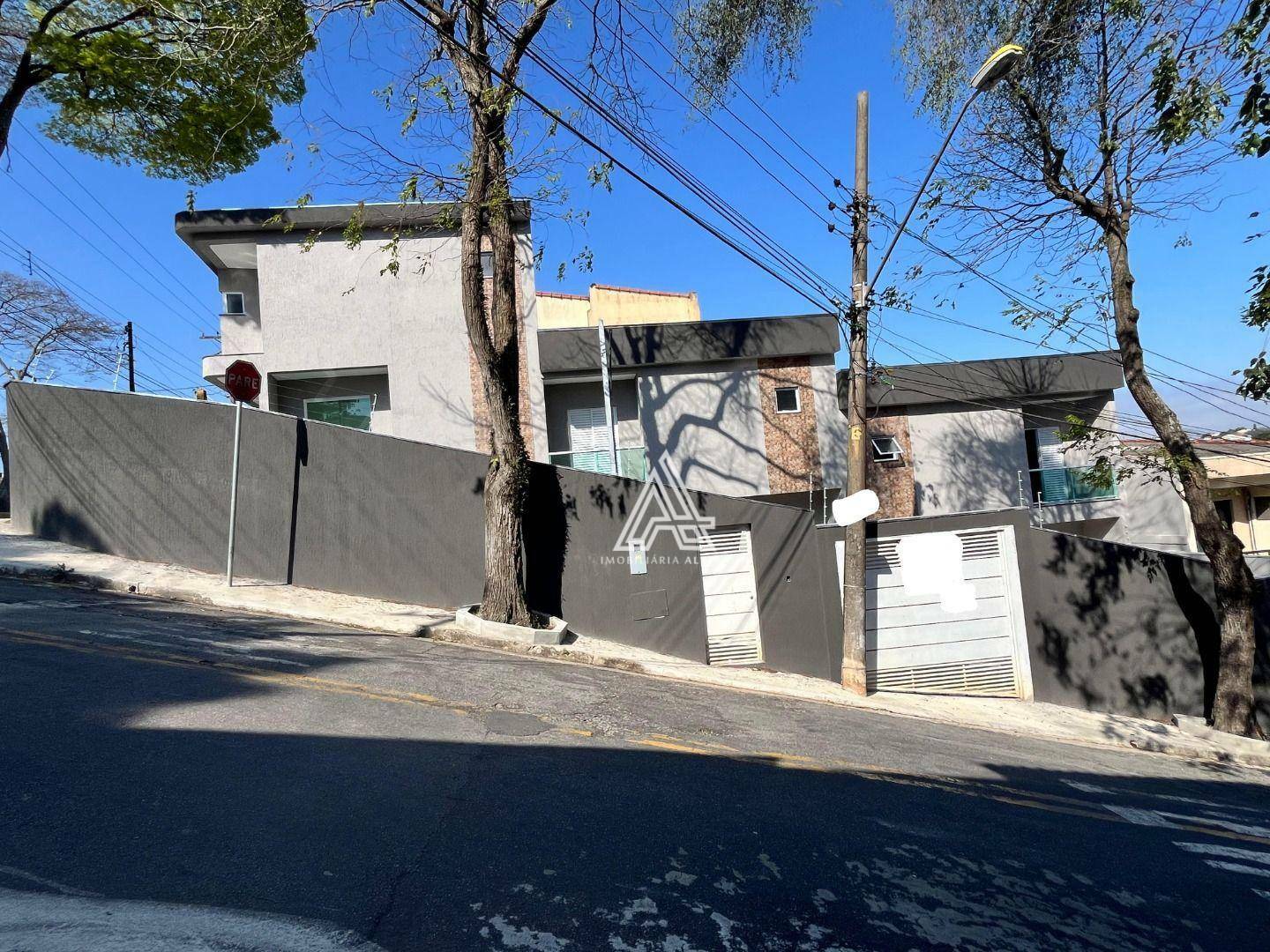 Sobrado à venda com 3 quartos, 98m² - Foto 1