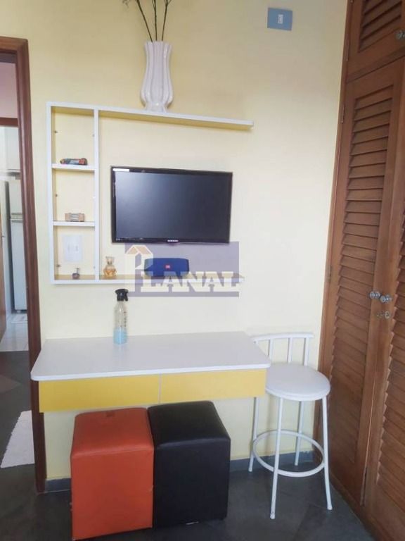 Apartamento à venda com 2 quartos, 66m² - Foto 10