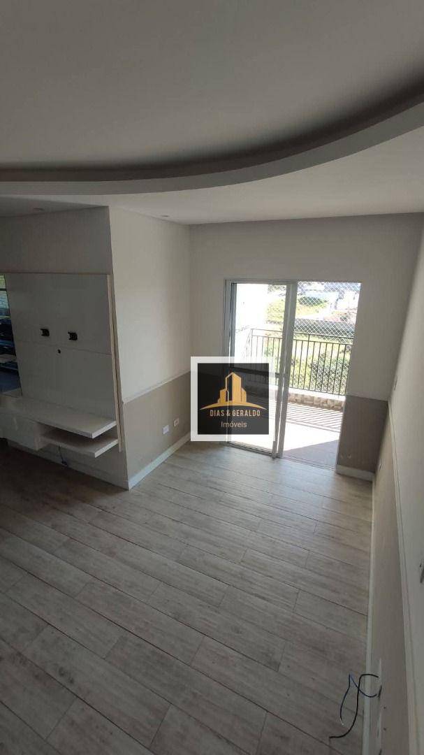 Apartamento à venda e aluguel com 2 quartos, 74m² - Foto 4