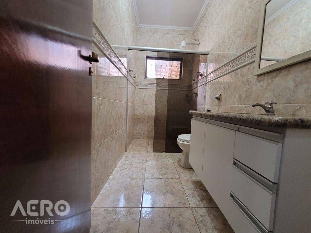 Casa à venda com 3 quartos, 172m² - Foto 27