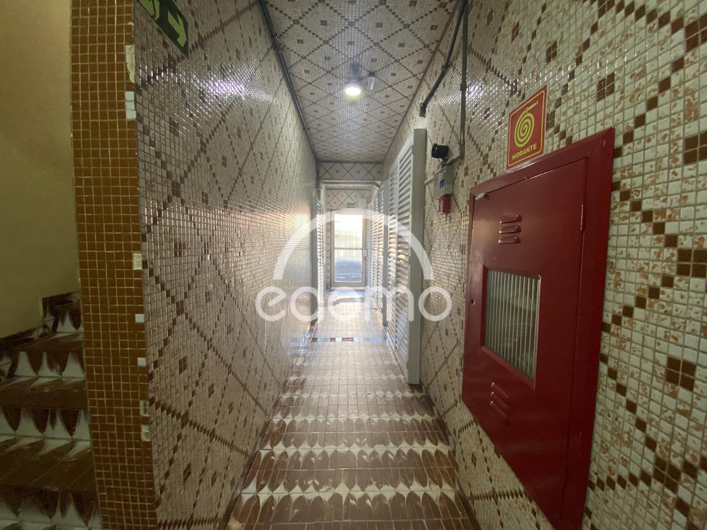 Apartamento para alugar com 1 quarto, 47m² - Foto 28