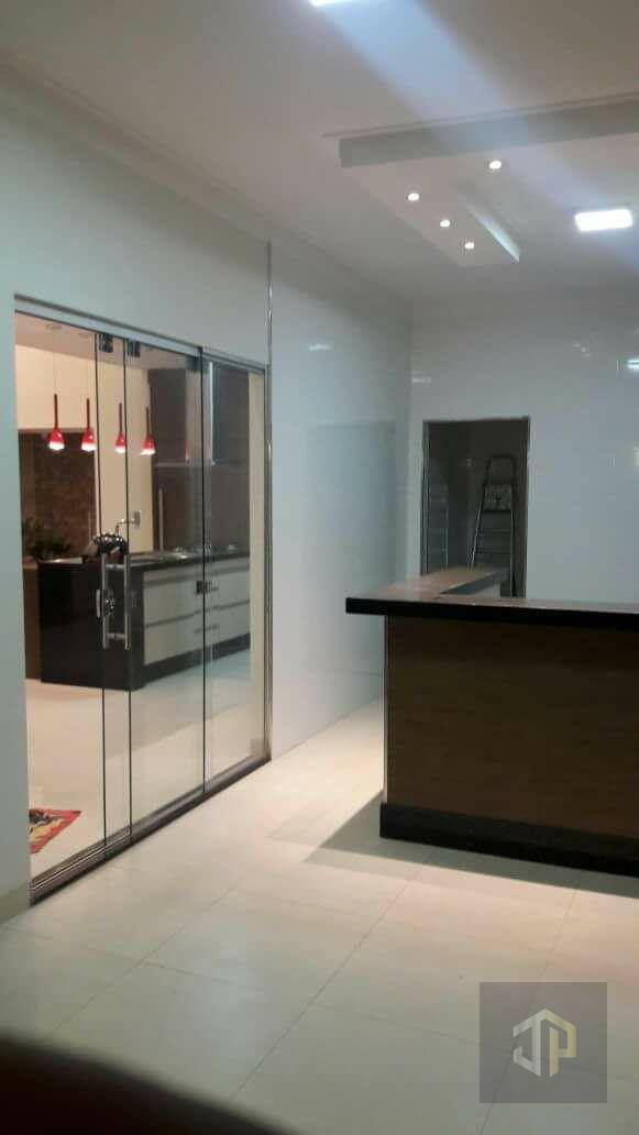 Casa à venda com 3 quartos, 168m² - Foto 16