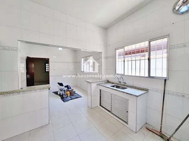 Casa à venda com 3 quartos, 298m² - Foto 7