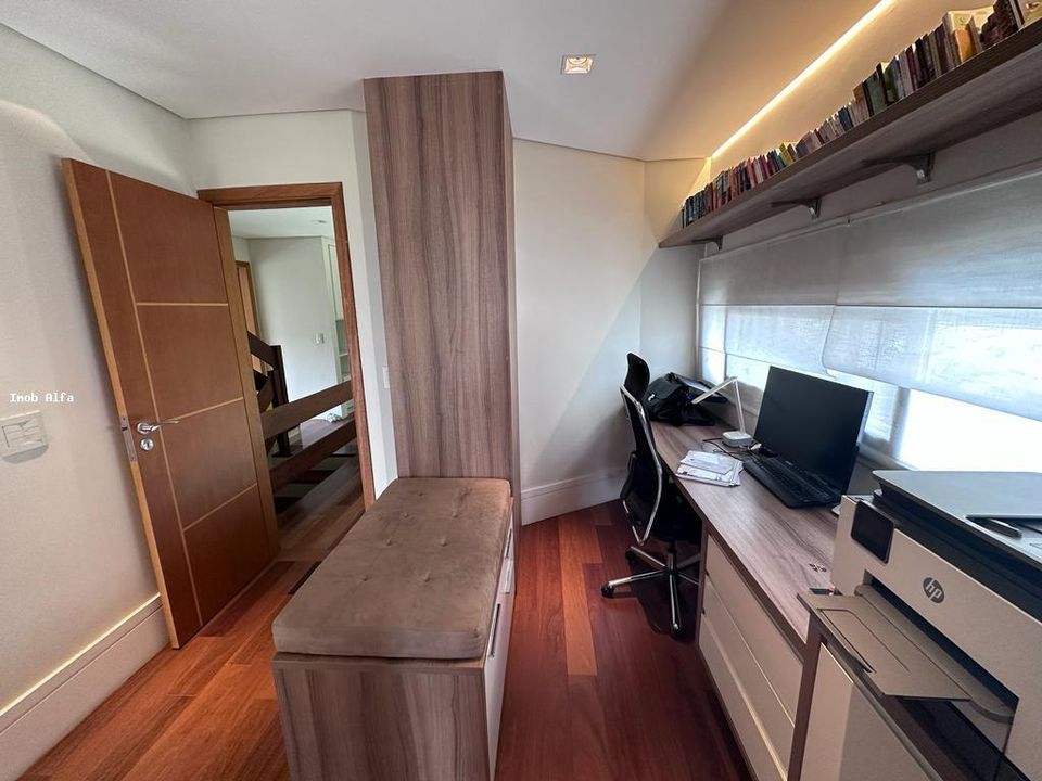 Casa de Condomínio à venda com 4 quartos, 550m² - Foto 10