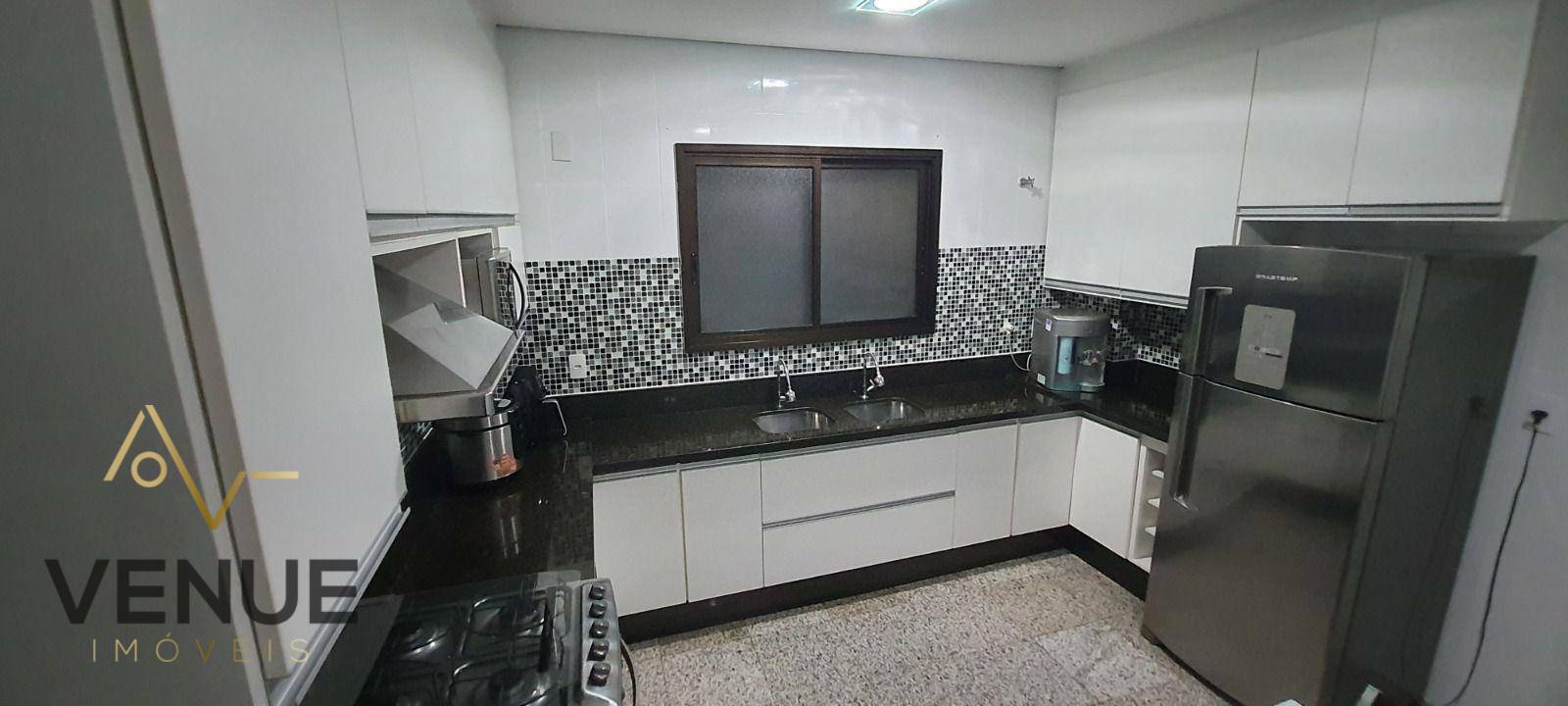 Sobrado à venda com 3 quartos, 197m² - Foto 3