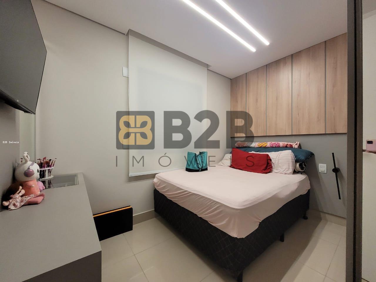 Apartamento à venda com 3 quartos, 107m² - Foto 12