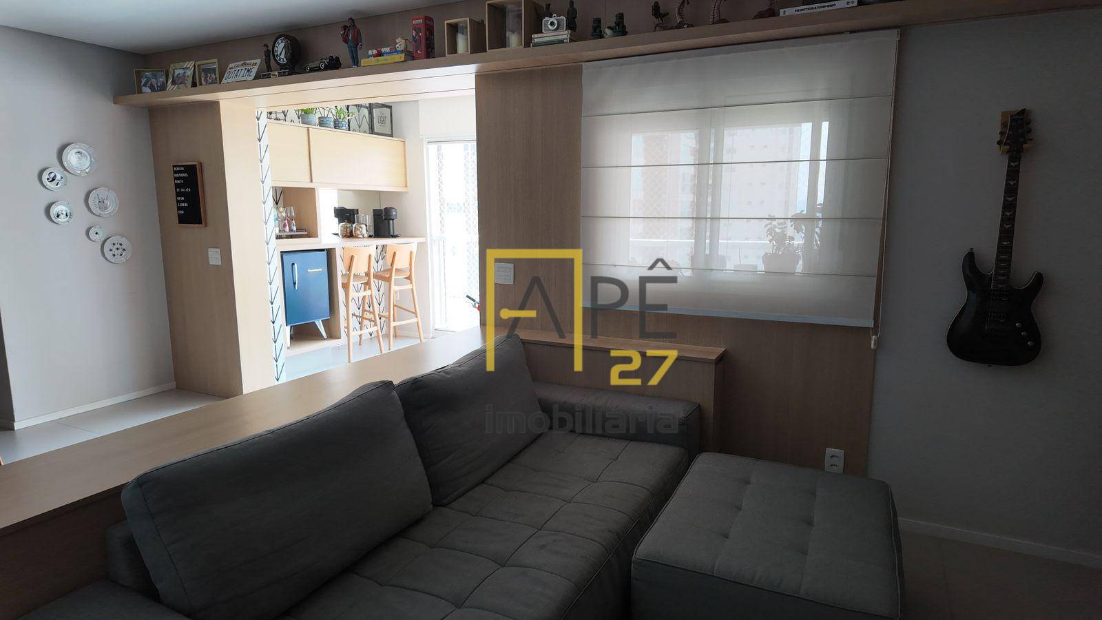 Apartamento à venda com 2 quartos, 110m² - Foto 2