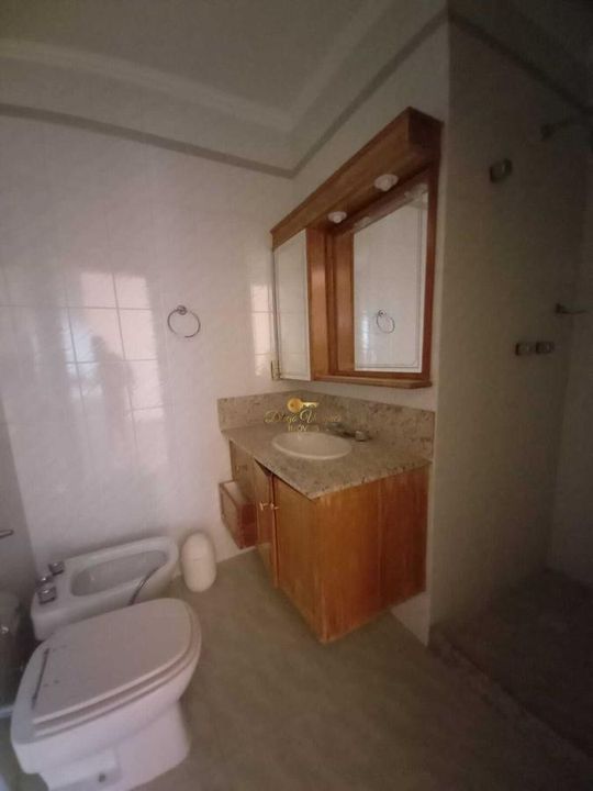 Casa de Condomínio à venda com 5 quartos, 212m² - Foto 18