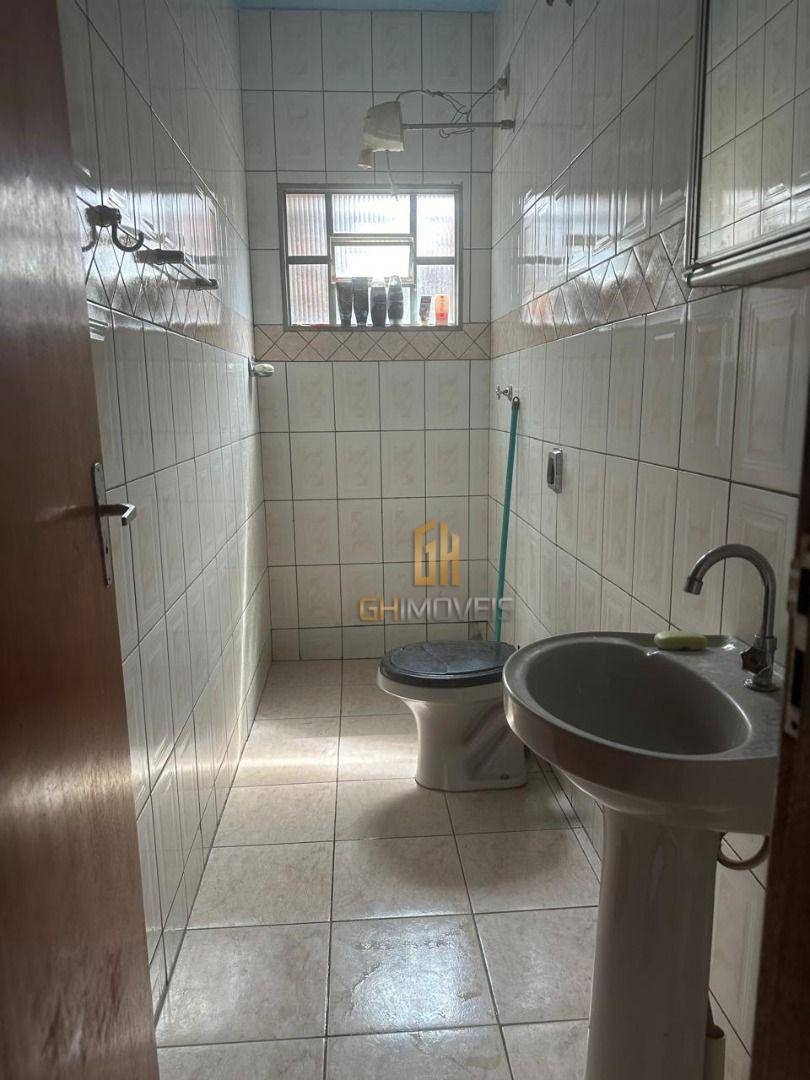 Casa à venda com 3 quartos, 150m² - Foto 2