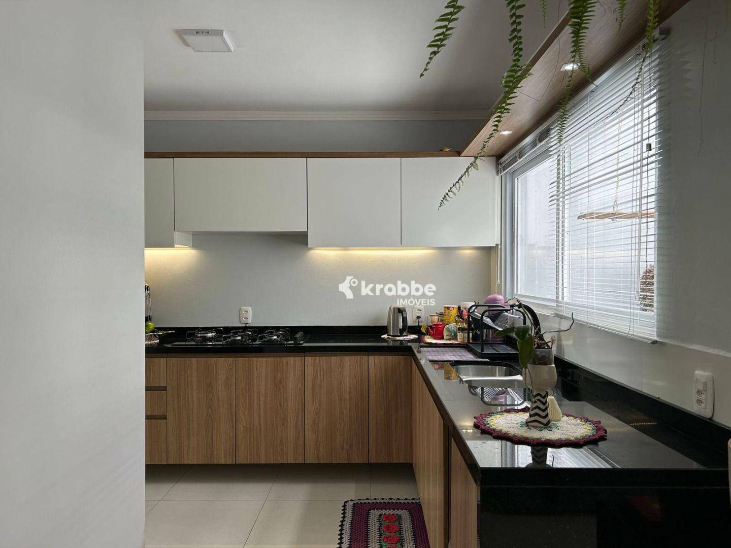 Casa à venda com 2 quartos, 84m² - Foto 5