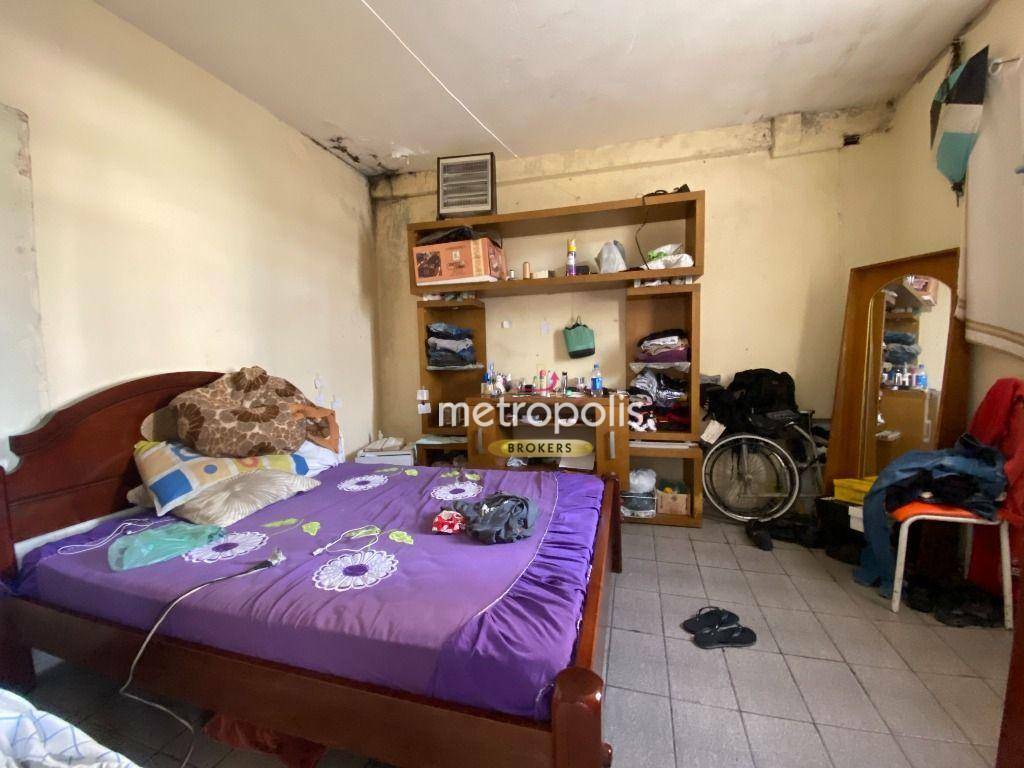 Sobrado à venda com 4 quartos, 200m² - Foto 3