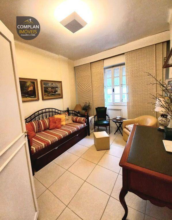 Apartamento para alugar com 3 quartos, 200m² - Foto 22