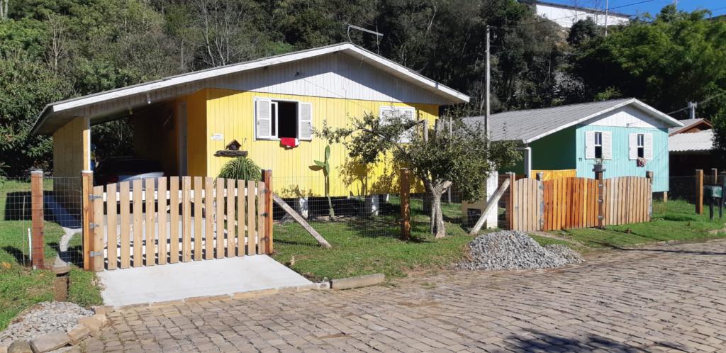 Casa, 2 quartos, 84 m² - Foto 1