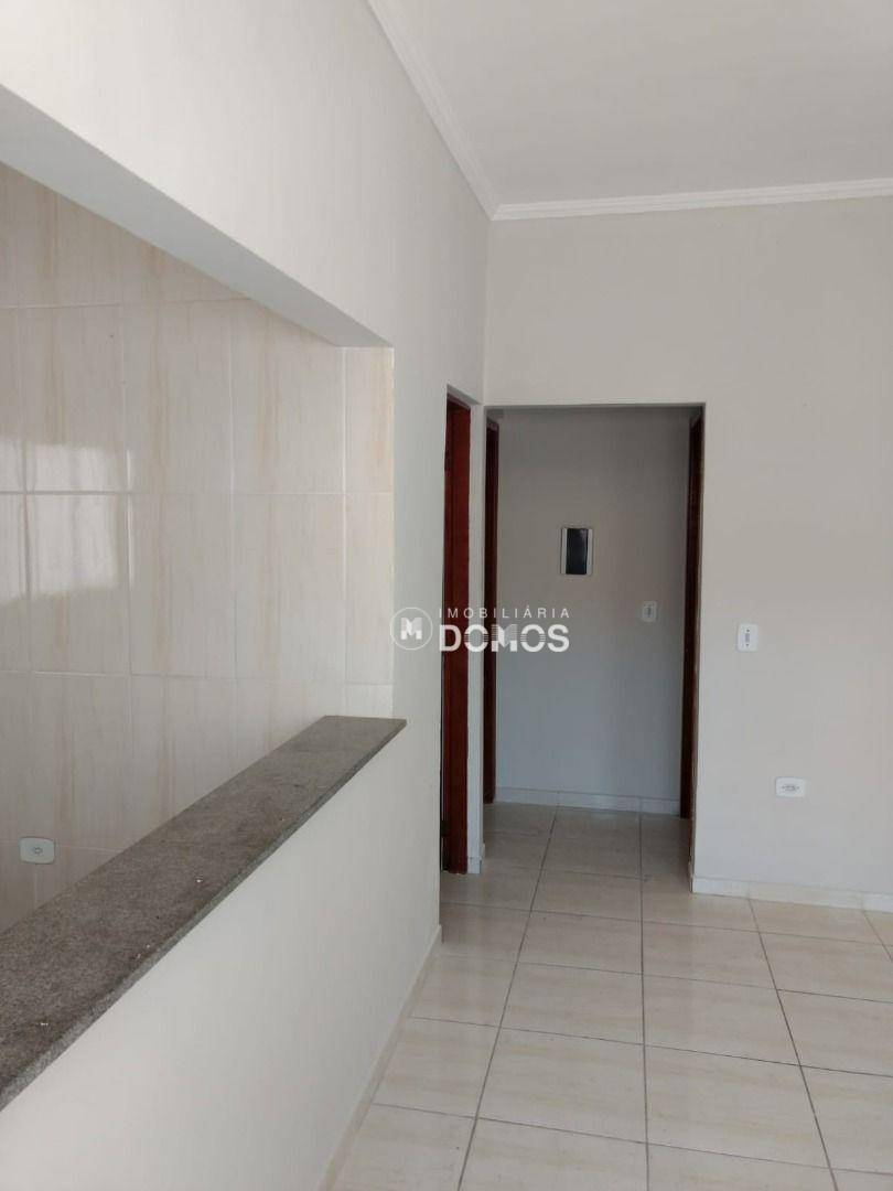 Casa à venda com 2 quartos, 68m² - Foto 9