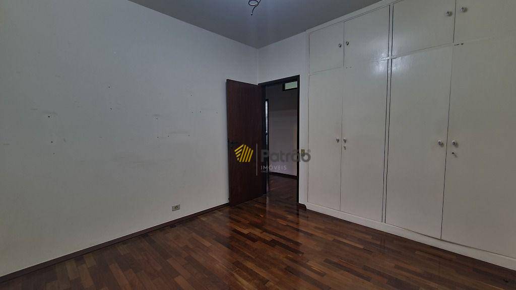 Sobrado à venda com 4 quartos, 332m² - Foto 25