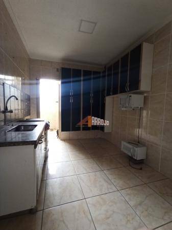 Apartamento à venda com 3 quartos, 116m² - Foto 18