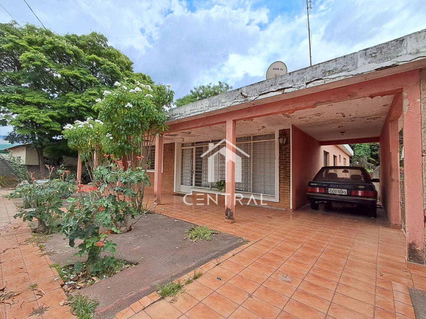 Casa, 4 quartos, 245 m² - Foto 2