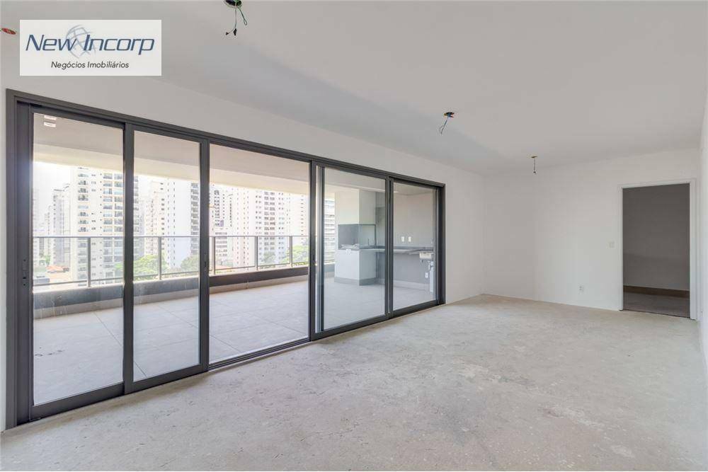 Apartamento à venda com 3 quartos, 159m² - Foto 2