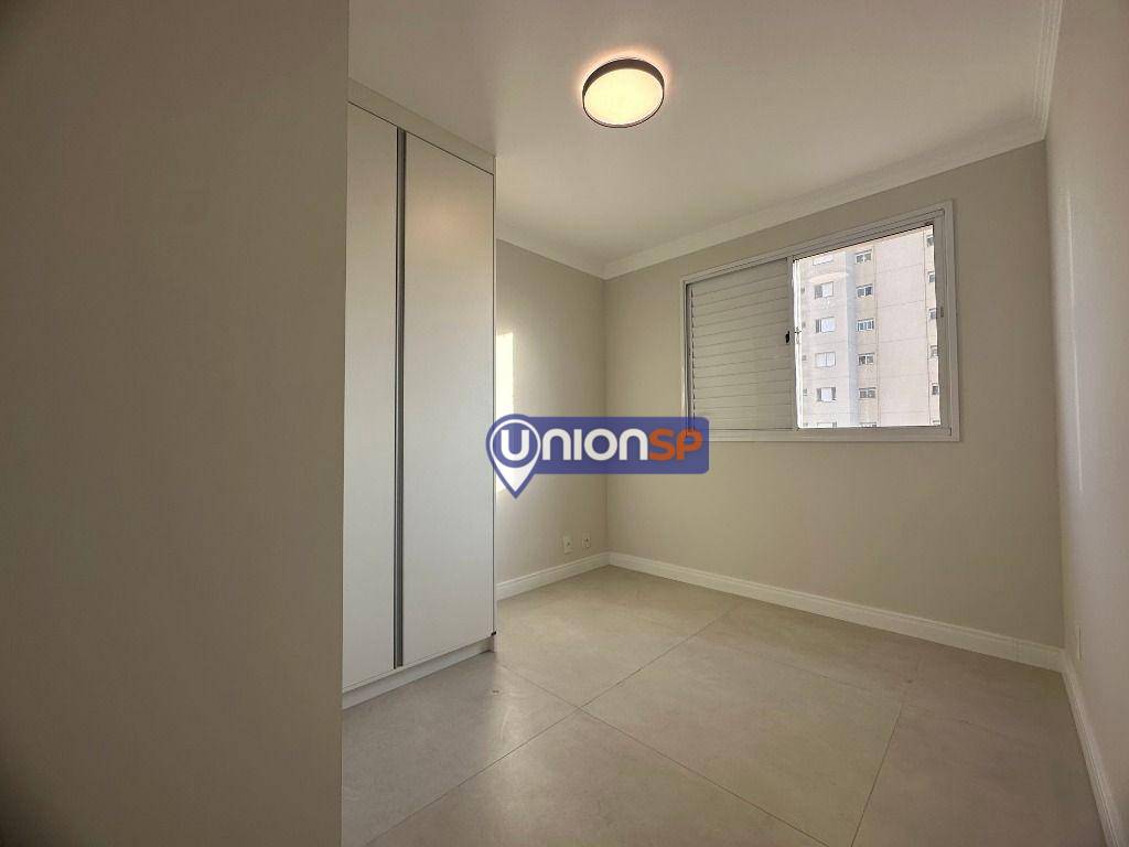 Apartamento à venda com 3 quartos, 96m² - Foto 12