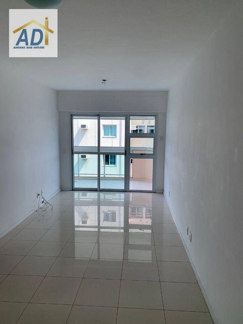 Apartamento para alugar com 3 quartos, 87m² - Foto 1