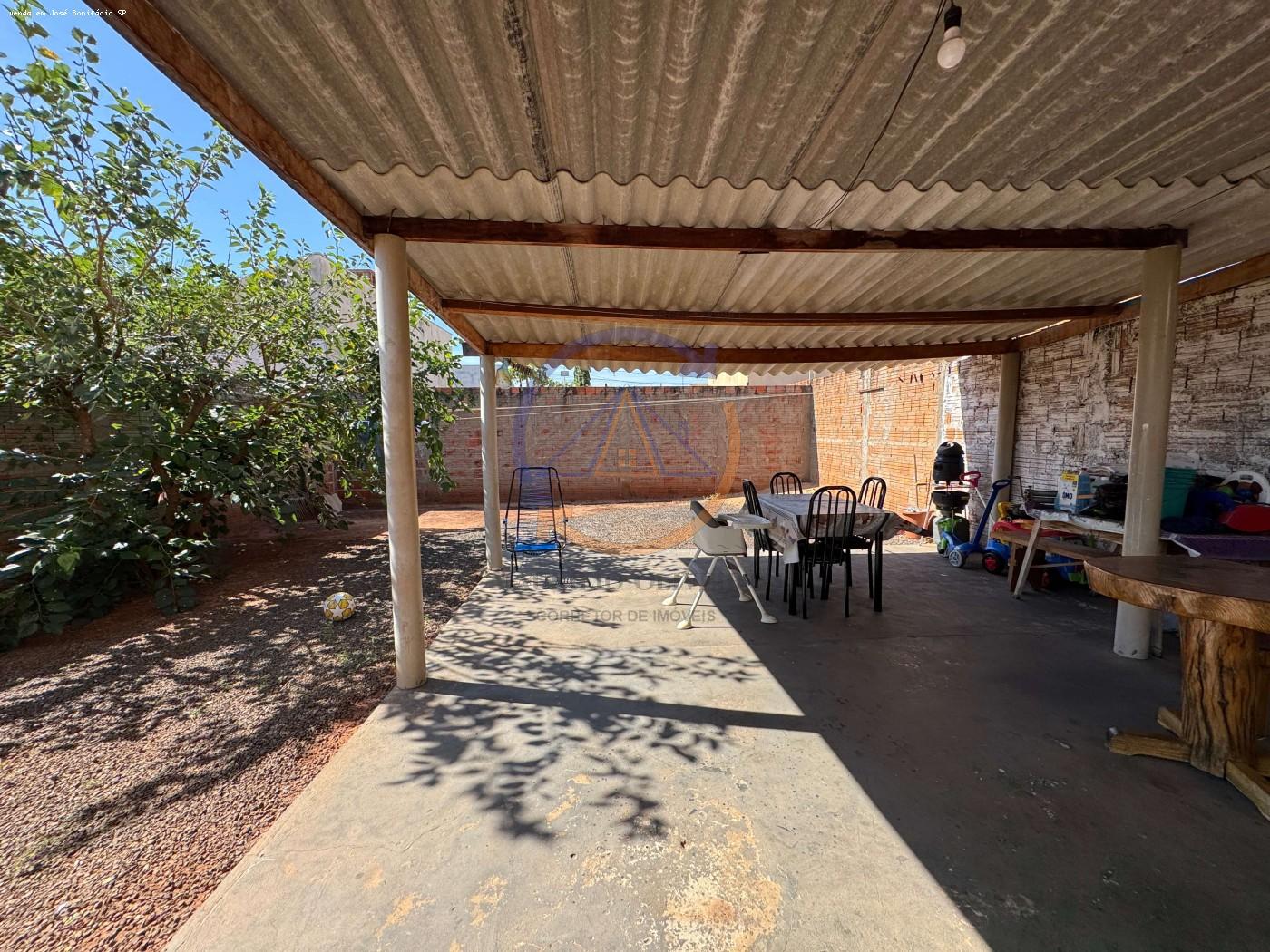 Casa à venda com 1 quarto, 250m² - Foto 10
