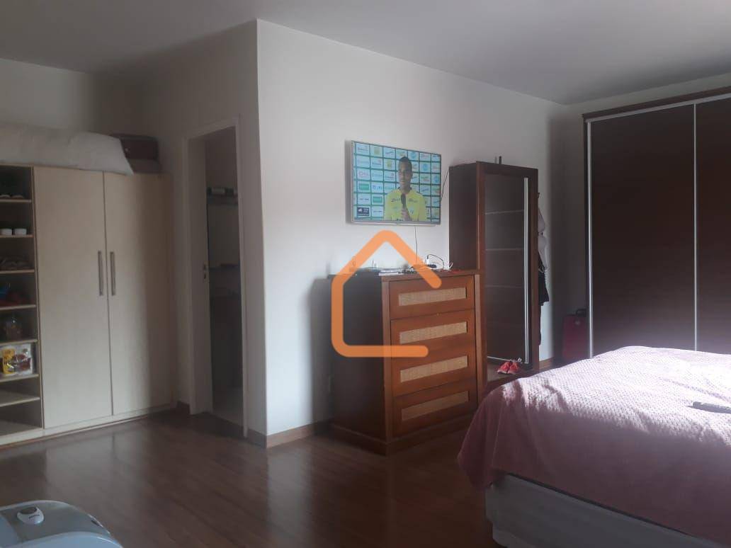 Casa à venda com 3 quartos, 187m² - Foto 7