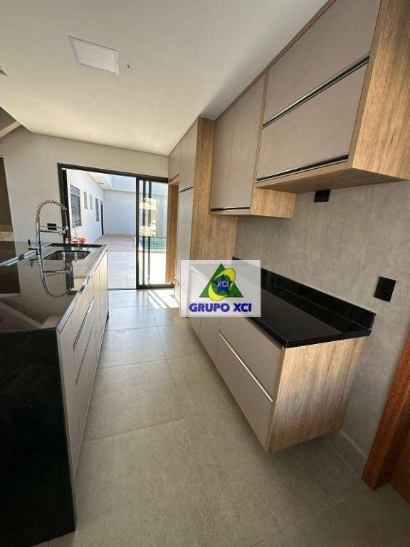 Casa de Condomínio à venda com 3 quartos, 234m² - Foto 20