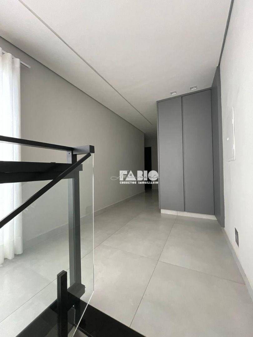 Casa de Condomínio à venda com 4 quartos, 400m² - Foto 14