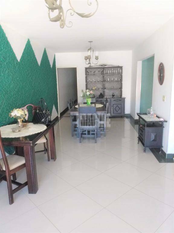 Casa à venda com 3 quartos, 190m² - Foto 3